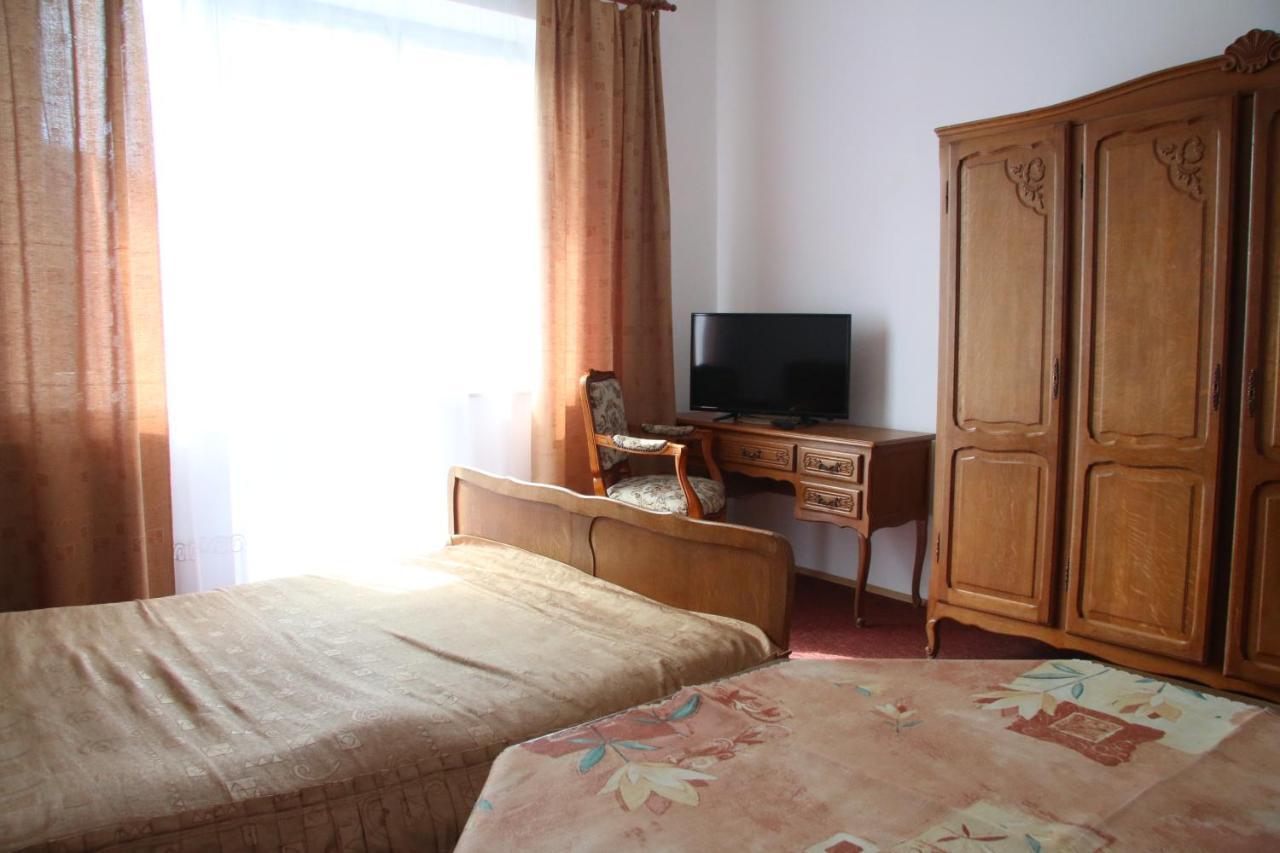 クリニツァ・ズドルイ Domy Wczasowe Tryumfy Bed & Breakfast エクステリア 写真